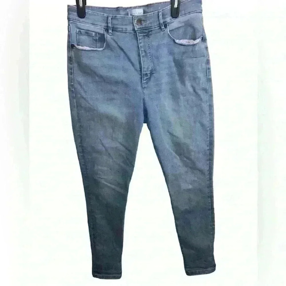 Make and Loved LOFT  The Jegging  31/12 High Rise light Wash Denim Jeans - Picture 2 of 6